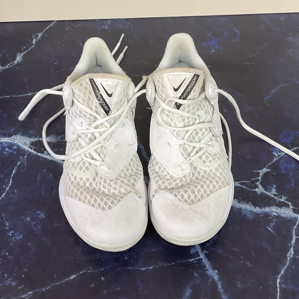 Nike Zoom Hypercourt Volleyball Shoes Size 10